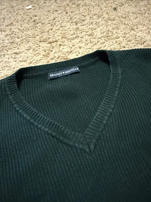 Brandy Melville Dark Green Cropped V-Neck Sweater thumbnail 2