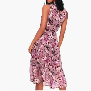 Lulus Mauve Floral Mock Neck Midi Dress thumbnail 2