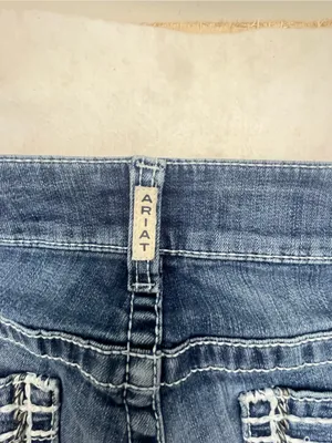 Ariat Real Denim Women’s Marine Blue Entwined Mid Rise Bootcut Jeans Size 32R thumbnail 8