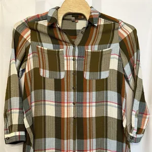 Anthropologie‎ Pilcro Size Medium Plaid Side-Slit Maxi Tunic Duster Button Down thumbnail 2
