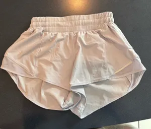 Lululemon Hotty Hot Shorts 2.5" thumbnail 1