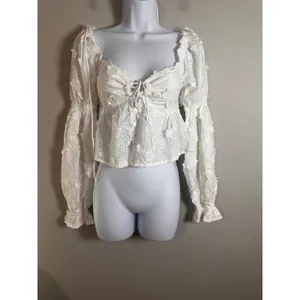 ASTR The Label Revolve‎ Barstow Top White Eyelet Puff Sleeve Smocked Top XS thumbnail 4