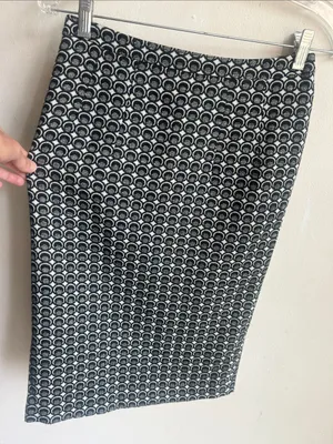 Biden Abstract Print Grey White Pencil Skirt Size 2 thumbnail 11