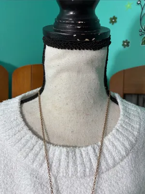 Cozy Women's Cream Bouclé Crewneck Sweater thumbnail 3
