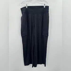 Athleta‎ Women’s Venice High Rise Wide Leg Cargo Pant Black Size XL thumbnail 2
