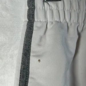 Forever‎ 21 Athletic Shorts White Grey Trim Dolphin Hem Women's Size L thumbnail 3