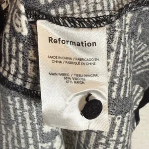Reformation Locklin Midi Button Front Dress in Zine Newsprint Size 4 thumbnail 5