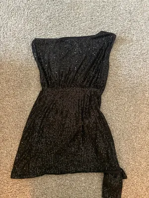 Hello Molly Black One-Shoulder Sequin Mini Dress thumbnail 6