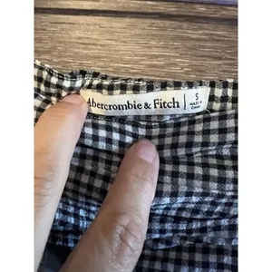 Abercrombie Fitch Mini Skirt Gray White Checkered Plaid Zip Size Small S thumbnail 2