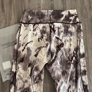Gymshark New  Leggings XL thumbnail 4