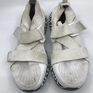 Adidas BOOST White Sneakers Size: US 9.5 thumbnail 3