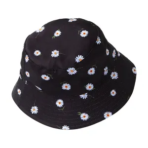 ALICE &‎ OLIVIA Reversible Bucket Hat thumbnail 1