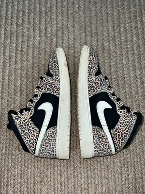 Jordan 1 Mid SE Leopard thumbnail 5