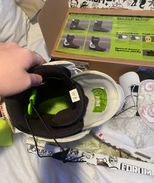 Snowboard Boots White Size 8 thumbnail 3