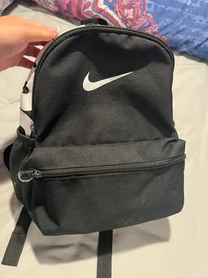 Nike Small Backpack thumbnail 1