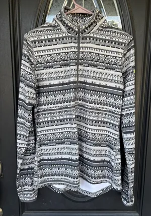 Nike Pro Dri-FIT women Large Black White Pixel Geometric Quarter-Zip Pullover thumbnail 1