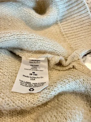 Time and Tru Cream Relaxed Knit Sweater Medium Side Slit thumbnail 5