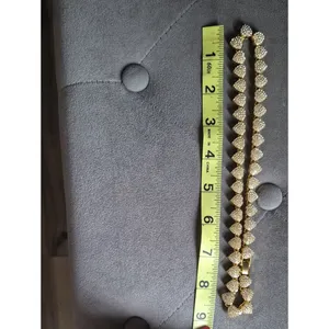 Unbranded Women's Gold and White Jewellery thumbnail 6