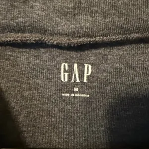 Gap Mock Neck Top Womens Medium Gray Excellent Short Sleeve Knit Shirt thumbnail 4