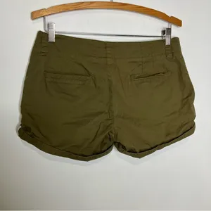 Nike cuffed shorts olive‎ green women’s size 8 casual summer neutral thumbnail 2
