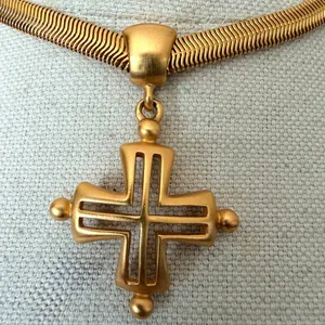 Vintage Anne Klein Gold Tone Cross Statement Necklace thumbnail 3