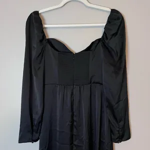 Wilfred Aritzia Anfora Satin Bustier Corset Slit Midi Dress Black Whimsigoth thumbnail 7