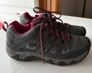 KEEN Womens Hiking Shoes‎ Dark Grey Berry Pink Low Top Trail Sneakers Size 9 thumbnail 1