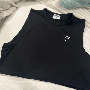 Gymshark Black‎ Crop Tank Size XS thumbnail 1