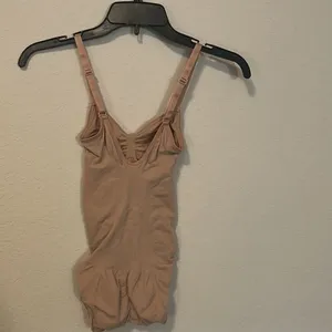 Skims (B11) Bodysuit Shapewear Nwot Xxs/Xs thumbnail 3
