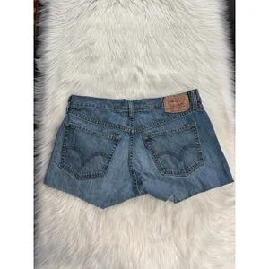 Levi’s 559 Relaxed Cut From Mens Jeans Faded Blue Denim Cut Offs thumbnail 5