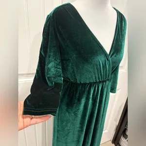 Baltic Born Deep Green Velvet Maxi Dress thumbnail 6