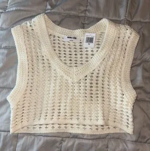 Double Zero Crochet Crop Top thumbnail 1