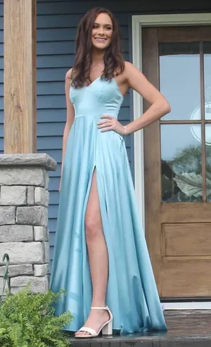 Light Blue Prom Dress Size 2 thumbnail 1