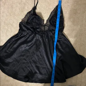 Victoria's Secret Black Lace Chemise, Medium NWOT thumbnail 7