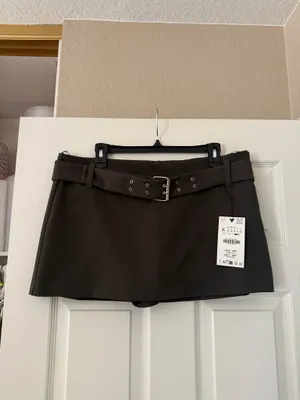 BNWT Zara Dark Khaki Belted Skirt thumbnail 4