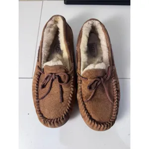 UGG Ansley Moccasin Slippers Women Size 10 Brown Suede Shearling Minimalist‎ thumbnail 2