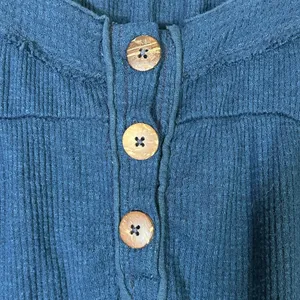 We The Free Must Have Thermal Top Blue Waffle Knit Henley Slouchy Boho Size M thumbnail 4
