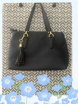 Black Handbag As Shown Excel. Cond. thumbnail 2