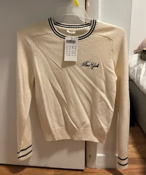 Brandy Melville New York Sweater thumbnail 1