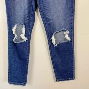 Women’s Distressed Denim Jean Medium Wash Size Juniors 11 thumbnail 3