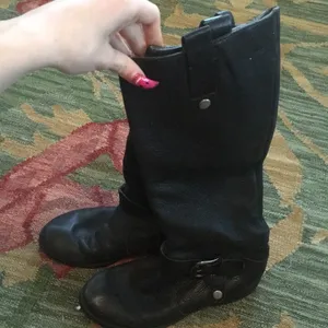 ♥️Nine West leather boots thumbnail 1