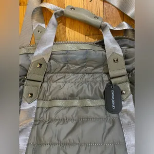 Duffle bag thumbnail 2