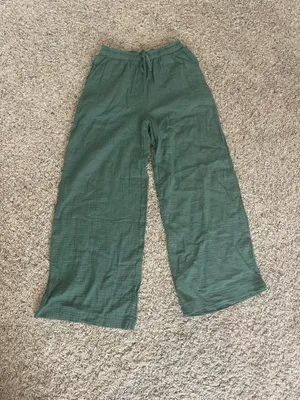 Amazon Green wide leg pants thumbnail 2