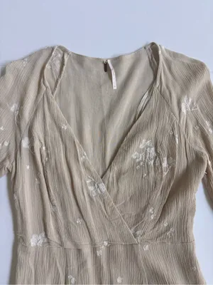 Free People Size 6 Embroidered Floral Bell Sleeve Mini Dress Beige Boho thumbnail 2