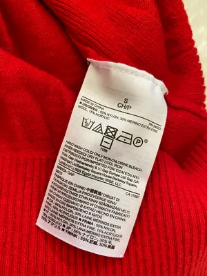 Gap Red Sweater Size S❤️ thumbnail 4