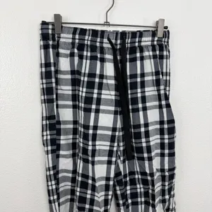 Victoria's Secret Pajamas Womens XS Black White Plaid Flannel Sleepwear Set thumbnail 8