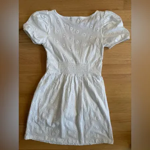ASOS White Floral Embroidered Top thumbnail 2