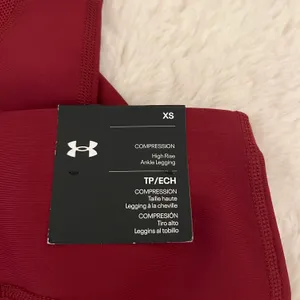Under Armour Red Compression High Rise Ankle Athletic Leggings XSmall NWT thumbnail 5