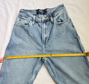 Hollister W25S Floral Embroidered Dad Jeans Light Wash thumbnail 6