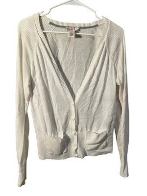 SO Women’s Size Large Cardigan Sweater Button Front V-Neck Cream White Pockets thumbnail 1